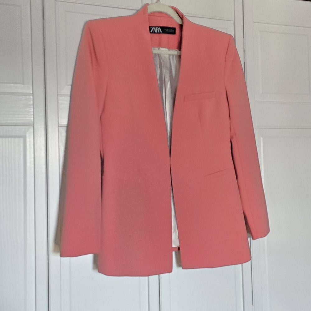 Zara Women's Pink Blazer